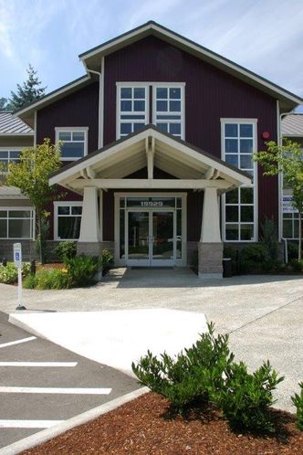 Professional Office Building: 19940 Ballinger Way NE, Shoreline, WA 98155